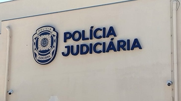 Detido em Albufeira homem que violou funcion&aacute;ria de bar no regresso a casa