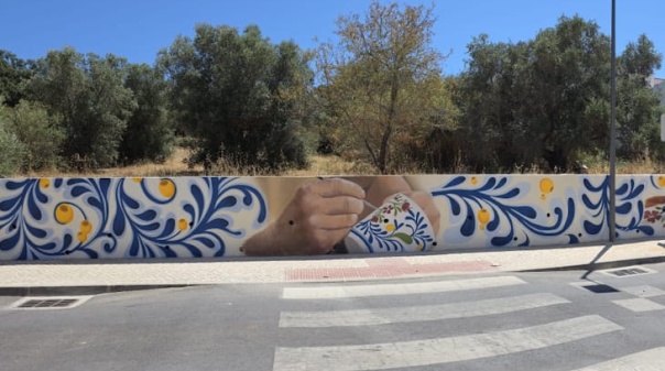 Porches ganha novo mural dedicado &agrave; tradi&ccedil;&atilde;o da olaria