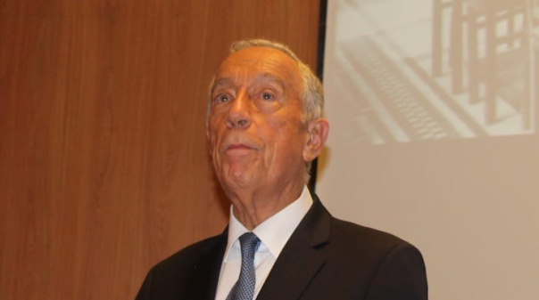 Marcelo Rebelo de Sousa transportado para Hospital de Faro ap&oacute;s indisposi&ccedil;&atilde;o