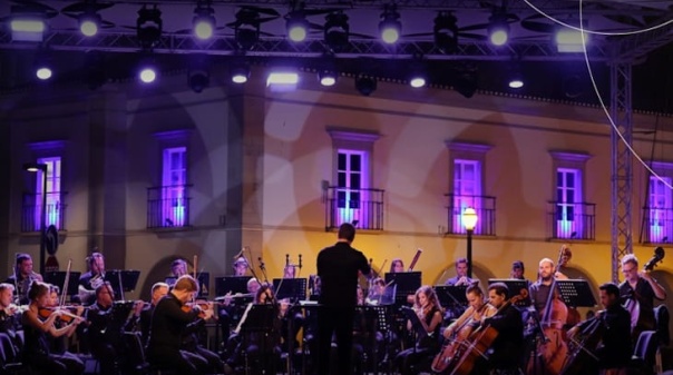 Orquestra do Algarve regressa a Loul&eacute; para concerto sob a dire&ccedil;&atilde;o de Pablo Urbina