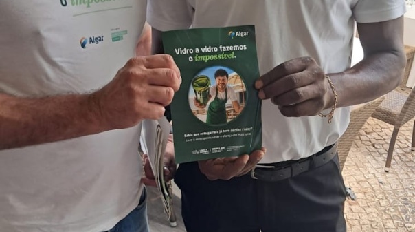 Algar e Plataforma Vidro+ dinamizam campanha de sensibiliza&ccedil;&atilde;o junto do com&eacute;rcio e restaura&ccedil;&atilde;o do Algarve  