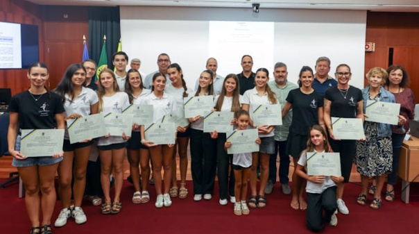 C&acirc;mara de Lagos destaca m&eacute;rito da Academia de Ballet Dan&ccedil;a & Arte Sofia Rodrigues