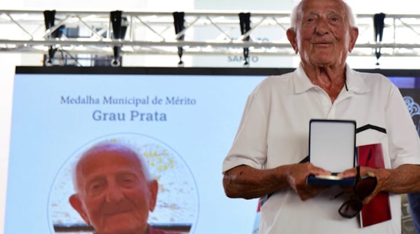 Munic&iacute;pio de Loul&eacute; manifesta pesar pelo falecimento de Lu&iacute;s Guedes