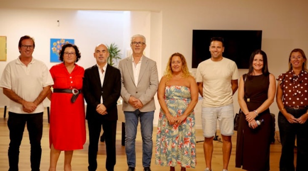 Centro S&eacute;nior de Lagoa est&aacute; renovado e com muitas atividades