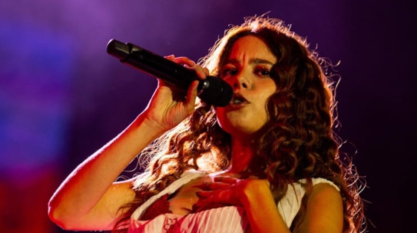 Festival F come&ccedil;ou em grande com B&aacute;rbara Tinoco, D.A.M.A e Wet Bed Gang 