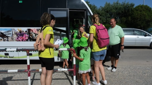 S&atilde;o Br&aacute;s de Alportel assegura transporte escolar gratuito 