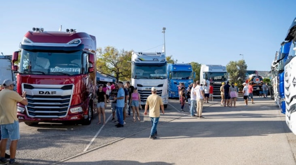 Parque das Cidades recebe 10.&ordm; Encontro de Camionistas de Loul&eacute; 