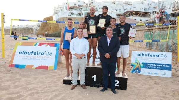 F&aacute;bio Murra&ccedil;as e Ant&oacute;nio Custodinho vencem circuito de futev&oacute;lei Ver&atilde;o Desportivo em Albufeira