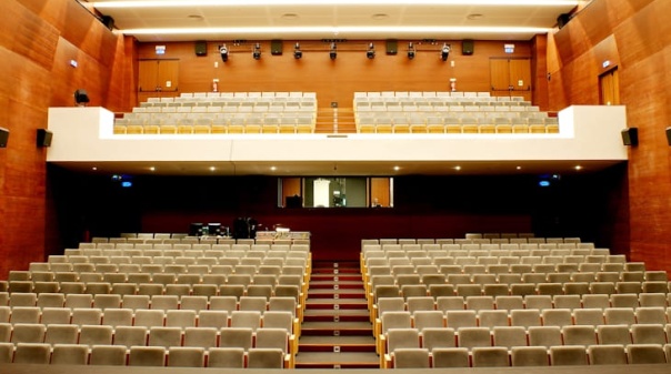 Audit&oacute;rio de Olh&atilde;o arranca nova temporada com Orquestra do Algarve, Tiago Bettencourt e B&aacute;rbara Tinoco
