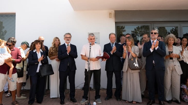 Dia do Munic&iacute;pio de Faro marcado por homenagens 