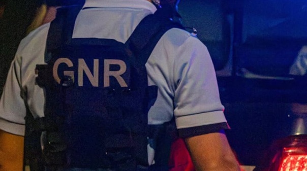 GNR descartou hip&oacute;tese de atropelamento em morte de imigrante em Olh&atilde;o mas PJ recusou investigar