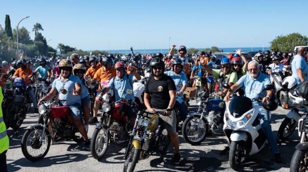 Encontro de Motorizadas Antigas na Guia angaria 4.782 euros para os Bombeiros de Albufeira