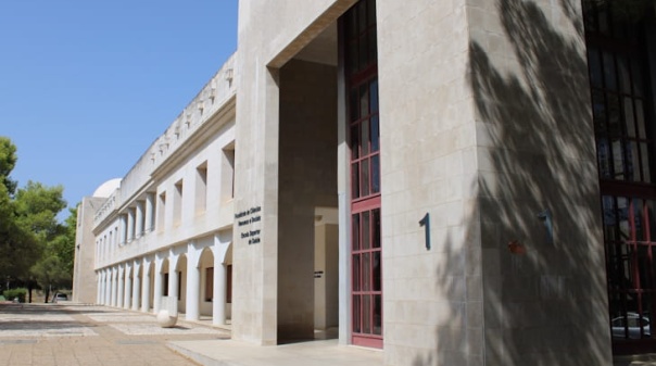Abertas candidaturas para o Pr&eacute;mio Carreira da Universidade do Algarve