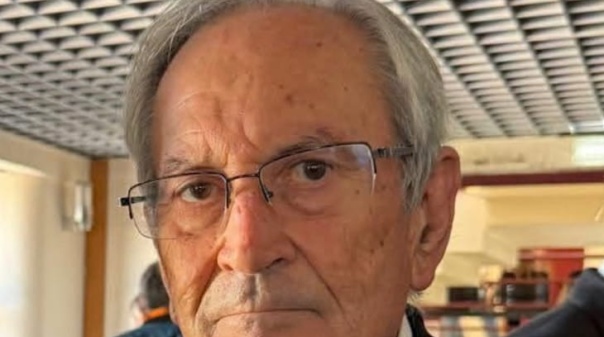 AHETA sa&uacute;da atribui&ccedil;&atilde;o do Doutoramento Honoris Causa a V&iacute;tor Neto pela Universidade do Algarve