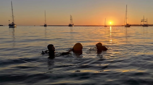 Arque&oacute;logos estudam vest&iacute;gios de naufr&aacute;gios no rio Arade