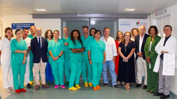 Hospital de Faro j&aacute; realizou mais de 100 cirurgias rob&oacute;ticas