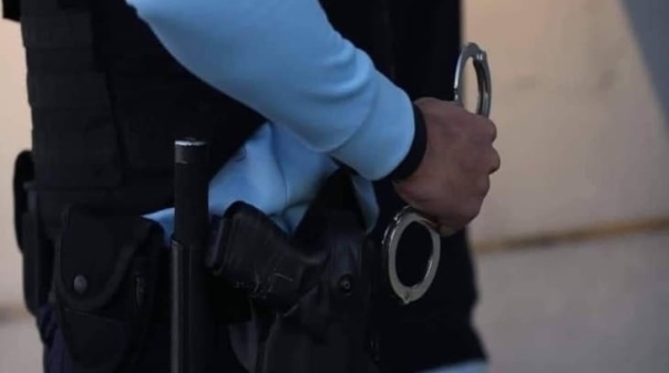 Homem detido por roubos por estic&atilde;o contra idosos em Faro e Olh&atilde;o  