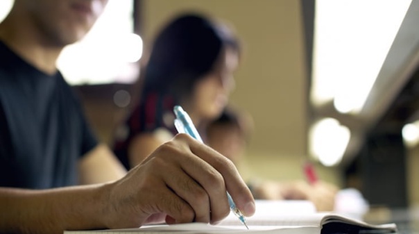APS atribui 10 bolsas de estudo a alunos universit&aacute;rios de Sines, Portim&atilde;o e Lagoa