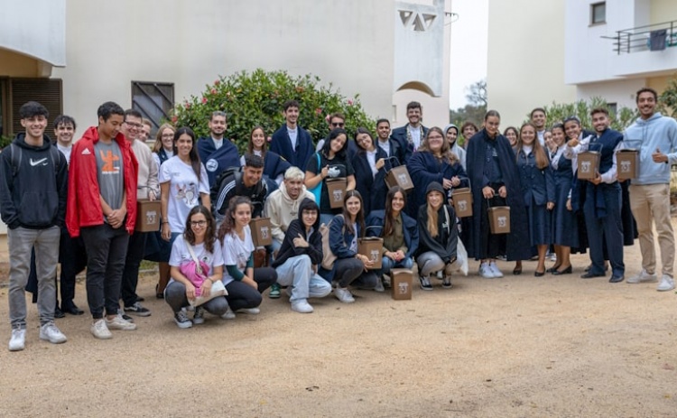 Estudantes universitários de Portimão sensibilizaram para a separação de biorresíduos