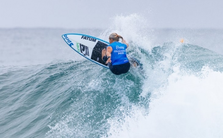 Yolanda Hopkins foi a melhor representante portuguesa em Snapper Rocks