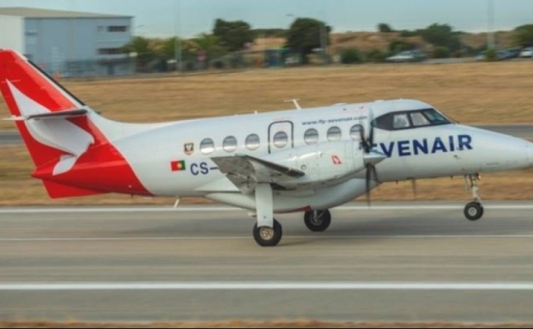 Autarca de Vila Real acusa Governo de negligenciar ligação aérea Bragança-Portimão