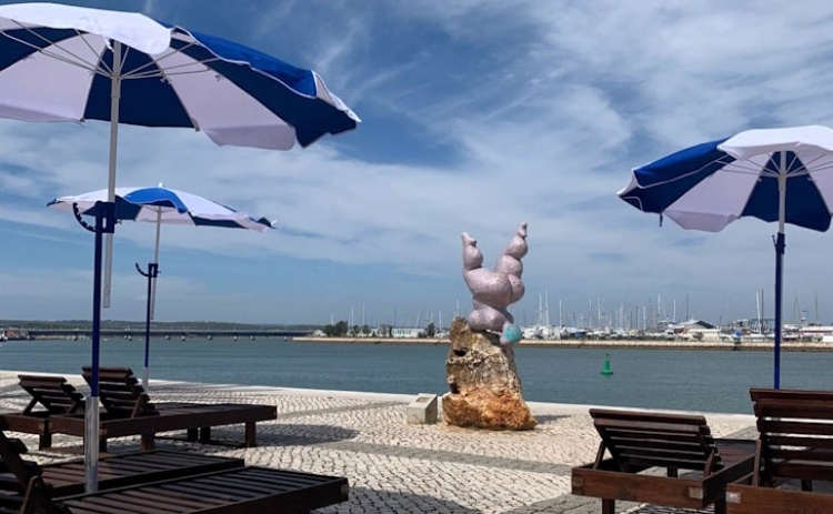 «Ribeirinha Beach» promete música, animação e sustentabilidade em Portimão