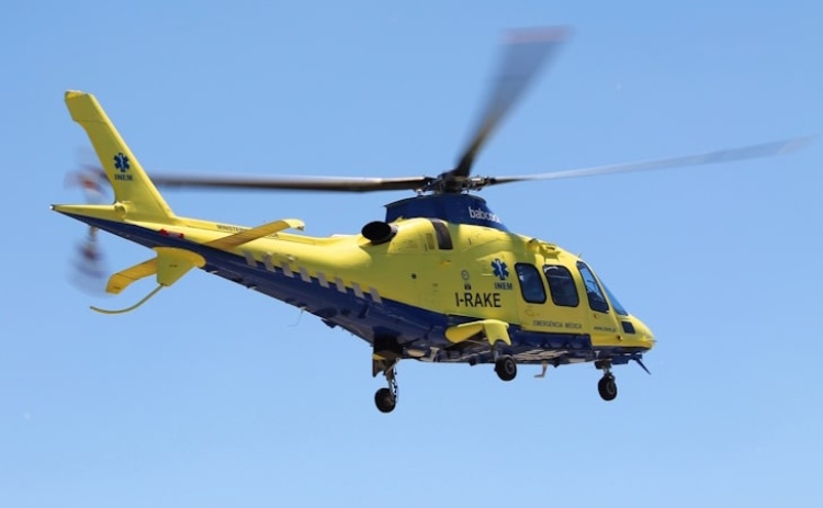 Contrato do INEM para o transporte aéreo de emergência médica com `luz verde´do TdC