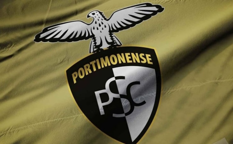 Portimonense apresenta defesa Jarleysom e médio João Casimiro