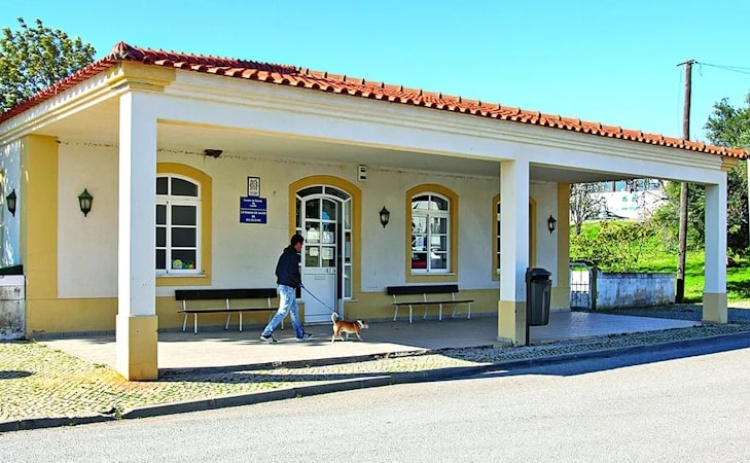 Executivo da Junta de Freguesia de Boliqueime apoia moção de protesto pela melhoria dos cuidados de saúde