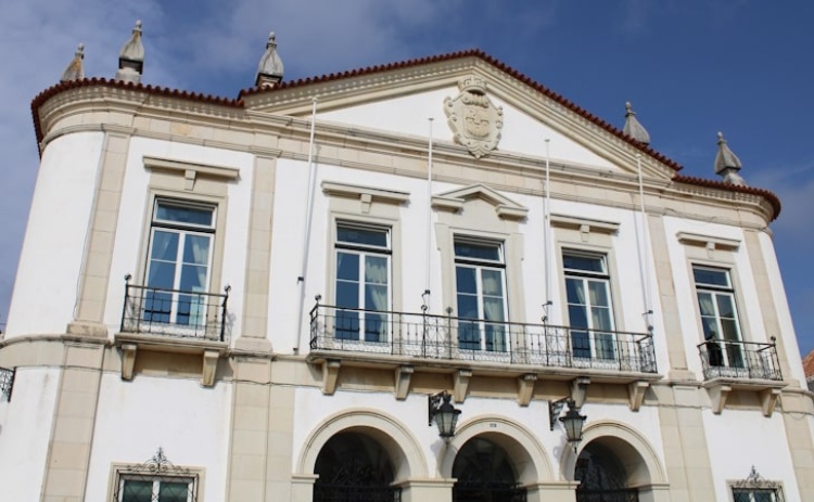 Autárquicas: Fim de ciclo no PSD pode ajudar PS a vencer em Faro 16 anos depois