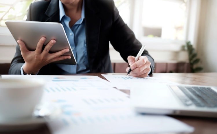 5 estratégias para estimular a saúde mental no trabalho