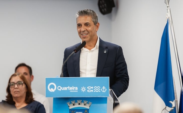 Novo presidente da Junta de Freguesia de Quarteira tomou posse para responder «às necessidades das pessoas»