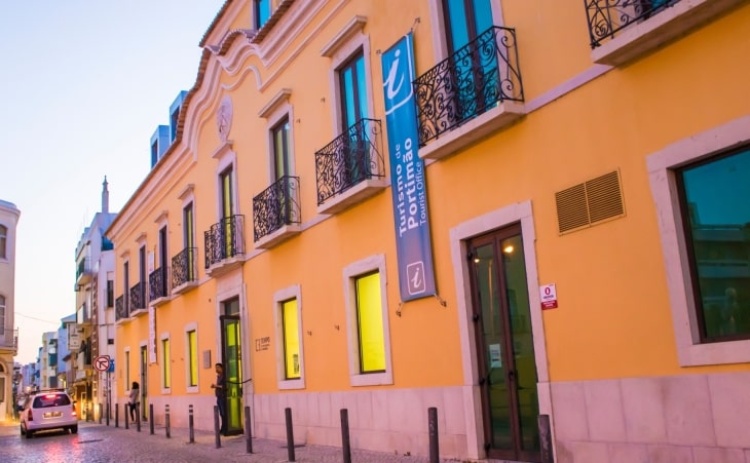 Festival Mar Me Quer regressa a Portimão em dezembro para quatro espetáculos no TEMPO 