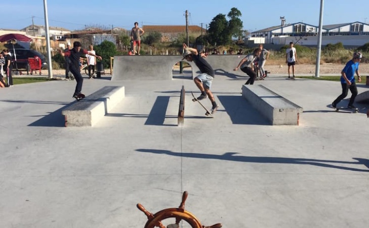 M&uacute;sica, desporto, arte e cultura no 10&ordm; anivers&aacute;rio do Skate Park de Olh&atilde;o