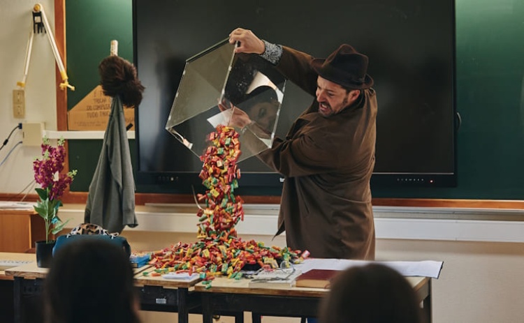 Estreada em mar&ccedil;o de 2025, pe&ccedil;a do Lama Teatro percorre o pa&iacute;s de norte a sul 