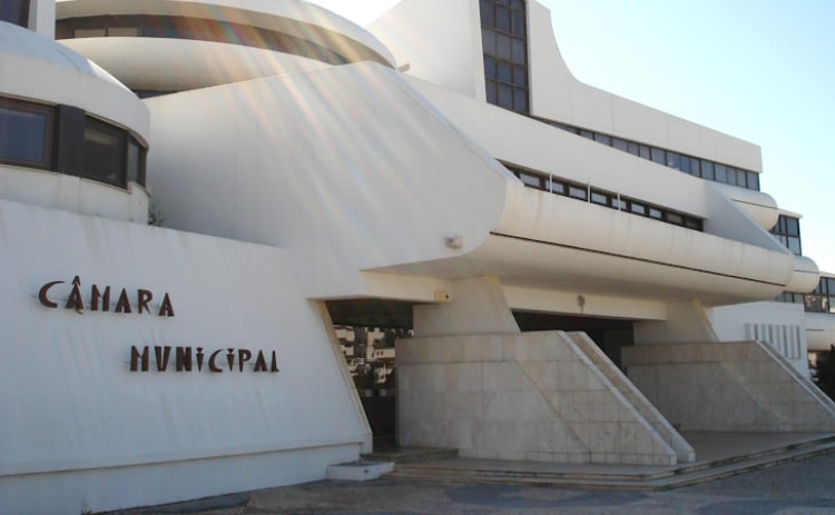 Iniciativa Liberal de Albufeira exige "transpar&ecirc;ncia e primazia do m&eacute;rito" no recrutamento municipal