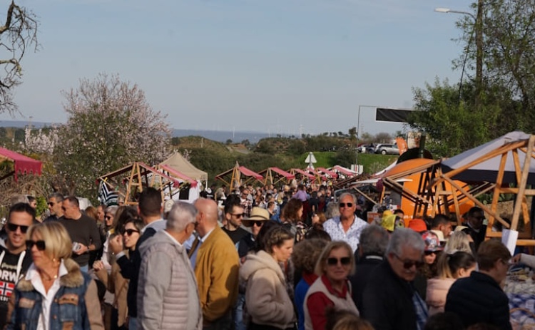 Mau tempo: Festival das Amendoeiras em Flor do Algarve adiado para 20, 21 e 22 de fevereiro