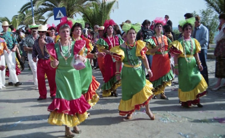 Fotografias antigas do Carnaval de Quarteira v&atilde;o ser partilhadas em tert&uacute;lia 