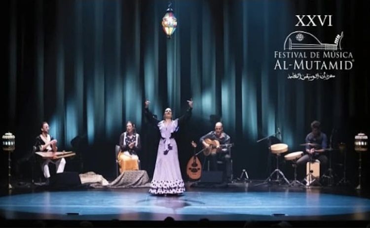 Bilhetes &agrave; venda para o Festival de M&uacute;sica Al-Mutamid, em Lagoa