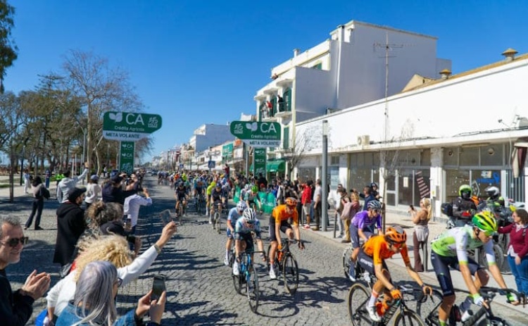 Olh&atilde;o estreou-se na Volta ao Algarve
