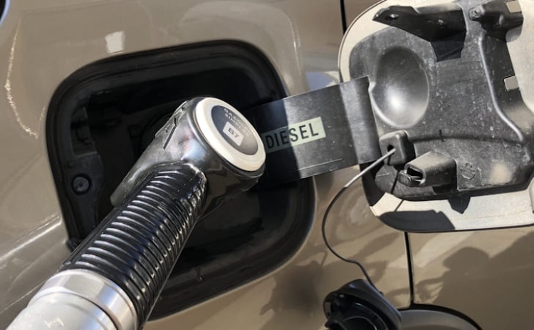 Governo faz desconto extraordin&aacute;rio de 3,55 c&ecirc;ntimos/litro no ISP do gas&oacute;leo