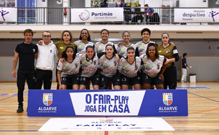 SC Farense vence Ta&ccedil;a do Algarve de Futsal Feminino 
