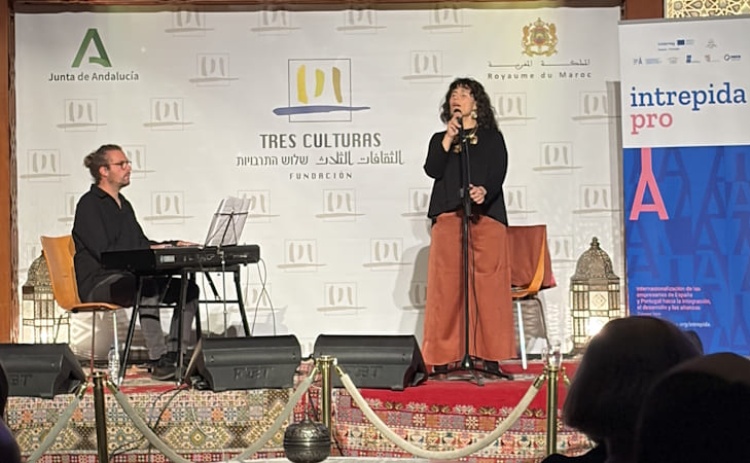 Susana Travassos atuou em Sevilha com repert&oacute;rio que combinou v&aacute;rias influ&ecirc;ncias