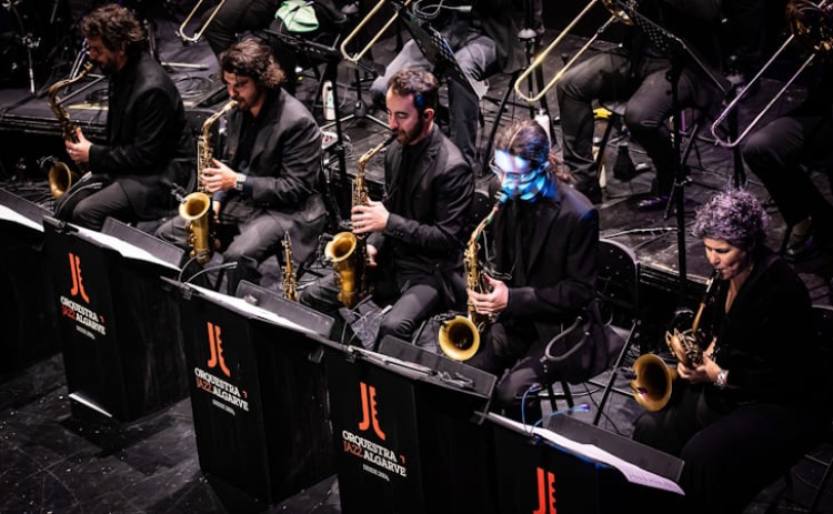 Concertos da Orquestra de Jazz do Algarve com o trompetista  Miron Rafajlović