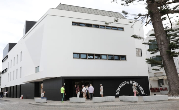 Alunos de Tavira v&atilde;o ter sess&otilde;es de cinema gratuitas no Teatro Ant&oacute;nio Pinheiro