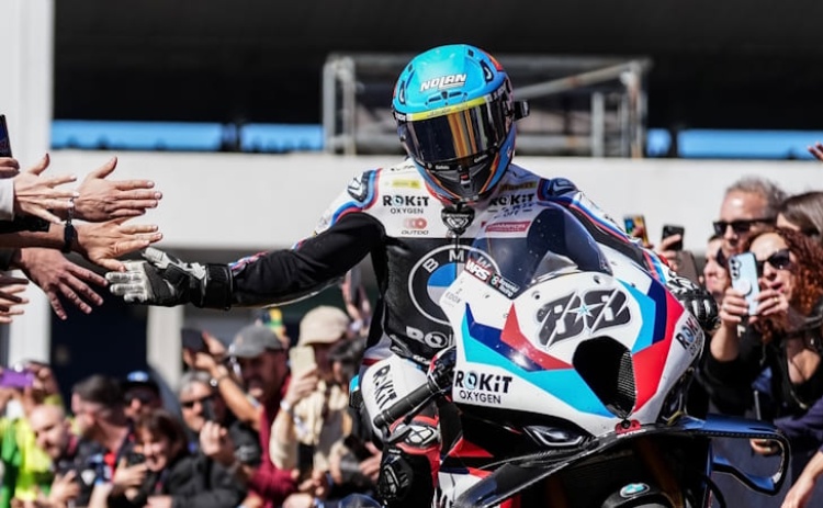 Miguel Oliveira repete terceiro lugar na segunda corrida de Superbikes em Portim&atilde;o