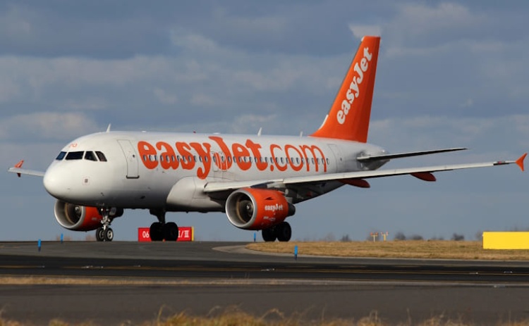 easyJet reabre base de Faro para o ver&atilde;o com nova rota
