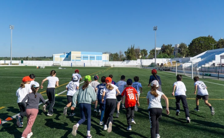 Jovens celebraram esp&iacute;rito ol&iacute;mpico na final concelhia dos Jogos de Quelfes