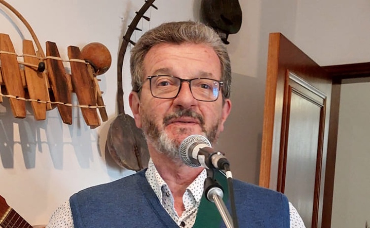 Loul&eacute; apresenta "Sons de Abril" e exposi&ccedil;&atilde;o sobre a Revolu&ccedil;&atilde;o dos Cravos 