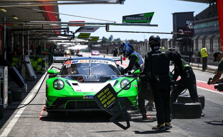 Ronda inaugural do International GT Open disputa-se no Algarve